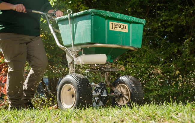 pro turf bettendorf lawn tech fertilizing lawn