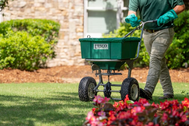 pro turf papillion servicing for lawn fertilization